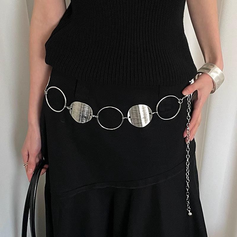 High End Schijf Metalen Ring Splicing Tailleketting voor Vrouwen Coole Vrouwen Tailleketting Accessoires Trendy Goud en Zilver 115cm gray