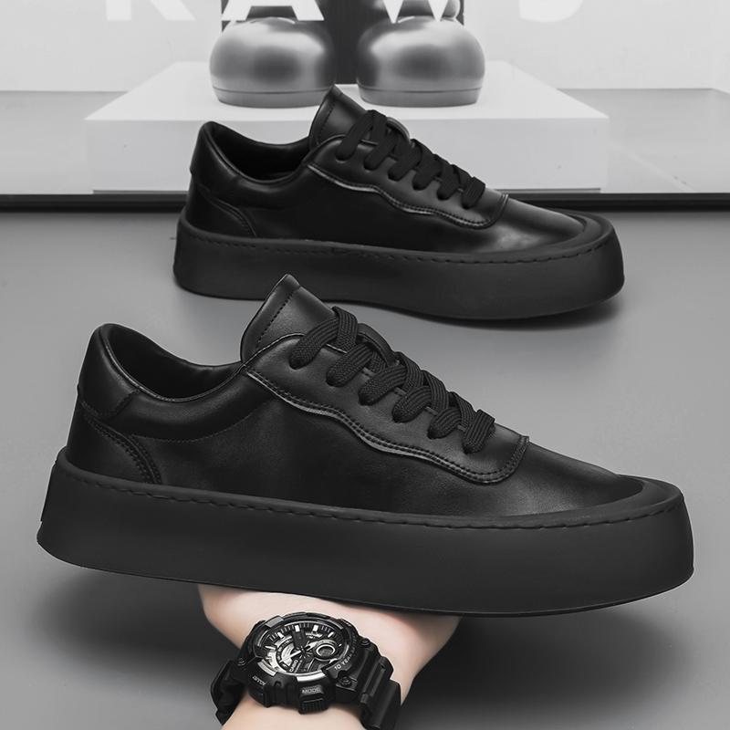 Fashion Men Casual Thick Bottom Minimalist Shoes 2025 New Breathable Korean Flat Vulcanized Shoes Casual Leather Outdoor Walking Shoes