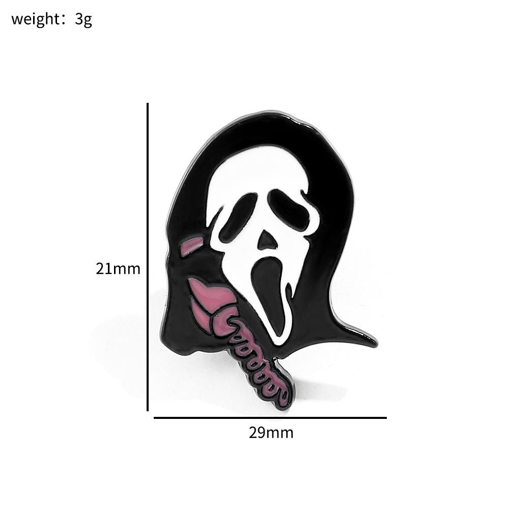 Creative personality, European and American film and television characters, surrounding metal badges, screaming and funny, Diablo brooch