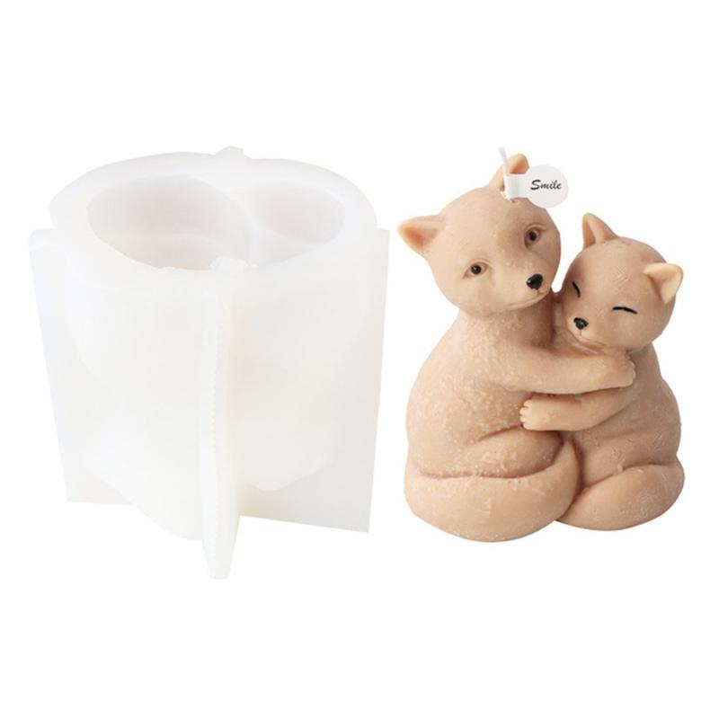 Hug Foxes Forma na aromaterapii na svíčky Tvar medvěda Vonné svíčky Silikonová forma Formy na aromaterapii Pryskyřice DIY Formy na klíče