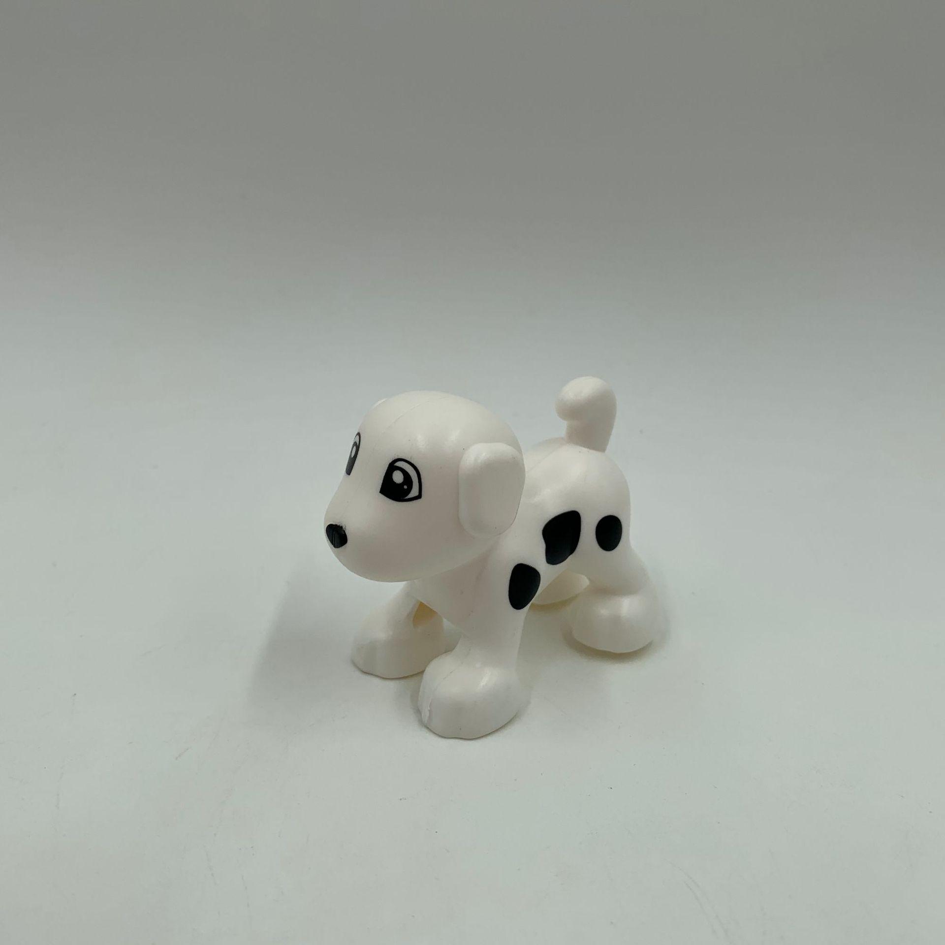 Universal Large Particle Building Block Accessories: Base & Loose Parts, Bulk Toys