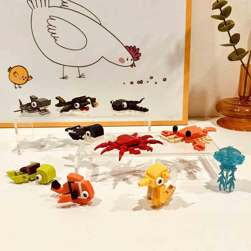 Esperto Creativo Mini Insetti Modello Animale Blocco Costruttivo Mattoncini Farfalla Modello Educativo Kit 10 in 1 Giocattolo Regalo di Compleanno per Bambini
