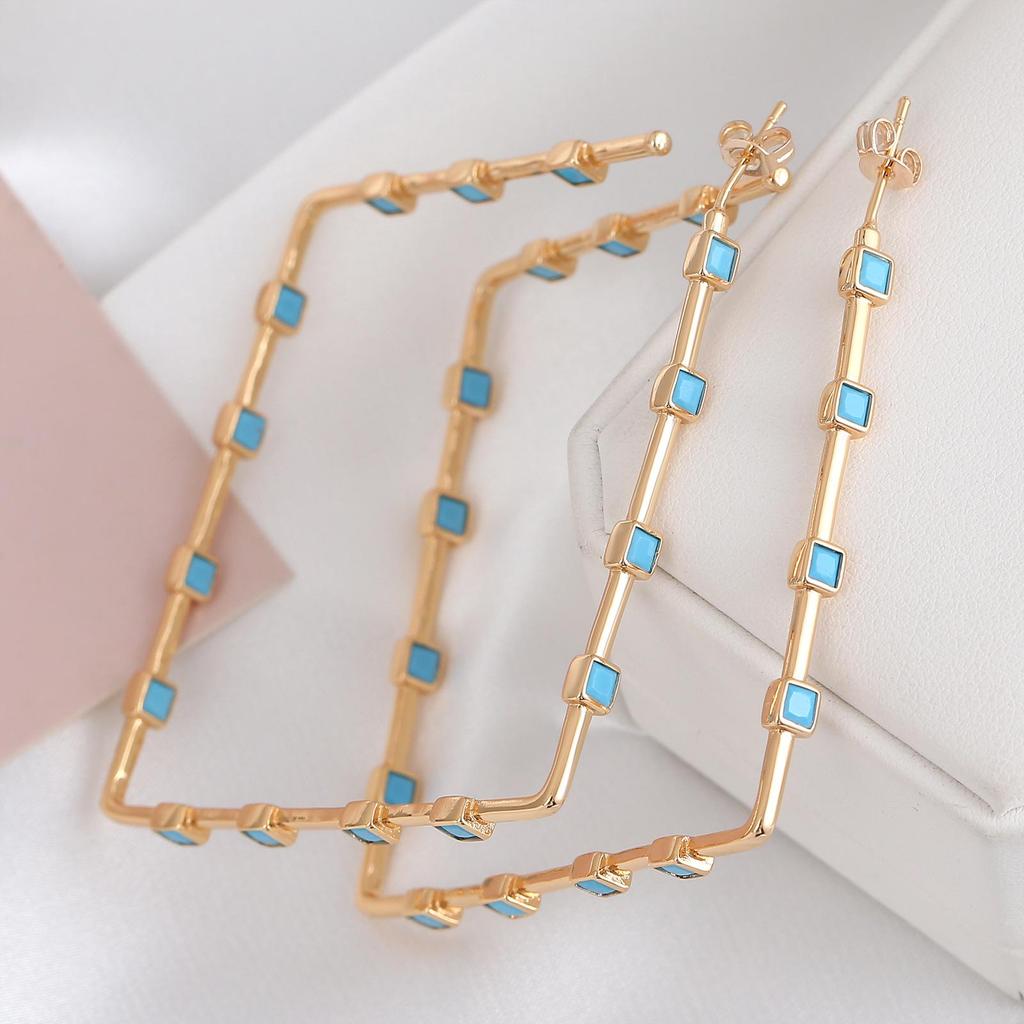 European & American 6CM Large Square Hoop Earrings - Bold Geometric Design, Statement Stud Earrings for a Unique, Chic Look