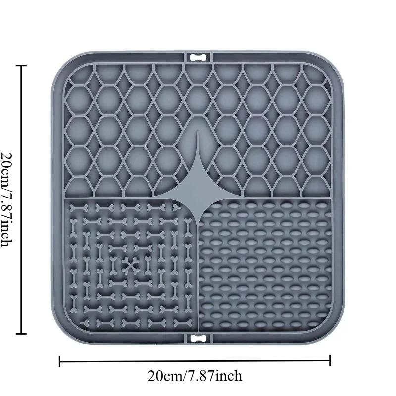 1pcs Dog Licking Plate Pet Licking Pad Silicone Suction Cup Slow Licking Pad Anti Choking Slow Eating Bowl
