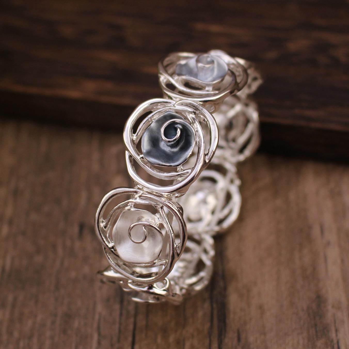 

Эмалированный полый браслет-резинка с розой, с ощущением высокого класса, женский браслет с розой на День святого Валентина