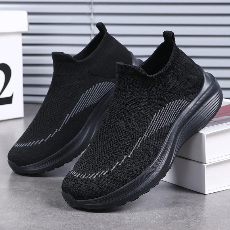 Women's shoes spring and summer women's new flying knitting light soft-soled sneakers breathable one-foot slip socks shoes running shoes wholesale