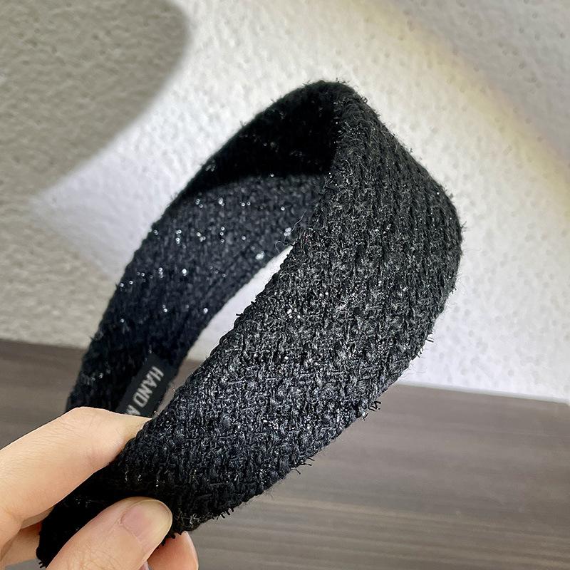 French Elegance Black Series Pearl Headband with Teeth - Autumn/Winter Collection