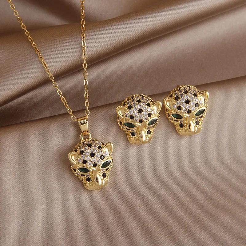 Neue Sight Luxus Zirkonia Leopard Ohrstecker für Damen Kristall Tier Anhänger Halsketten Offene Ringe Mode Schmuckset