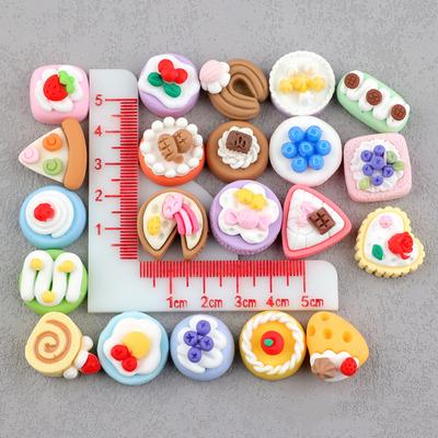 Bulk Stock Fast Shipping 100pcs/bag Artistic Hand-painted 3d Miniature Cake Bread Dessert Food Resin Cabochon for Diy
