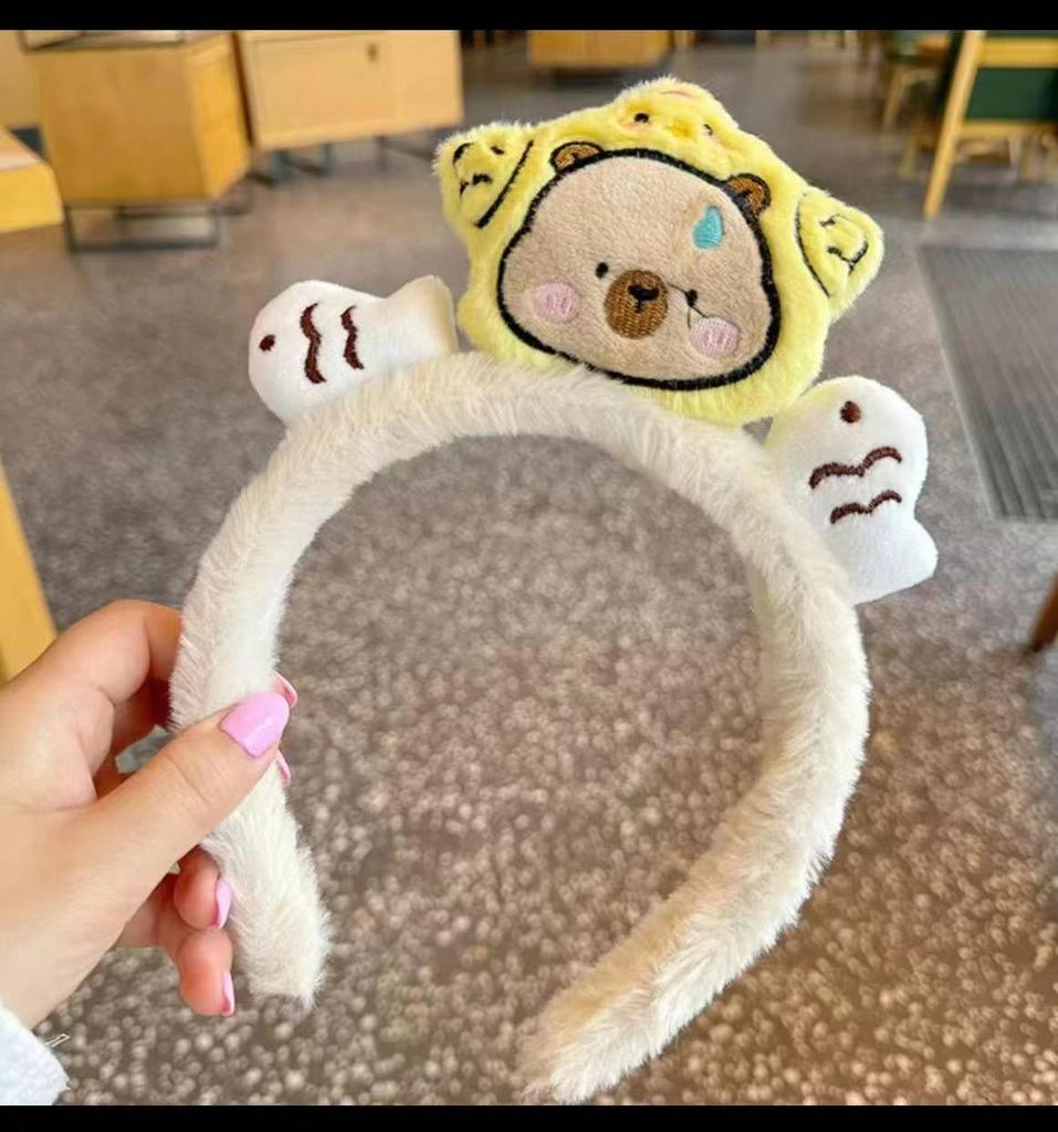 Capybara Plush Headband - Women's Face Wash Cartoon Accessory for Hair, Autumn/Winter Animal Design.