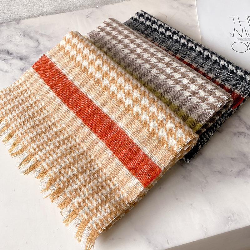 Light luxury pure wool scarf women's classic black and white winter fashion warm cashmere high-end gift