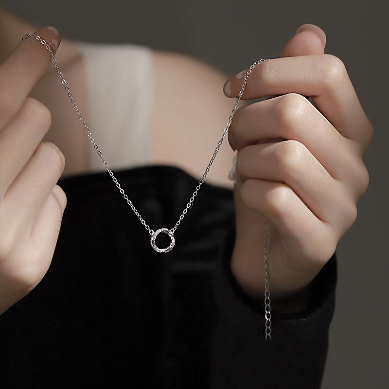 Mobius Ring Necklace For Women Sterling Silver Clavicle Chain Niche Design High End Jewelry серебряный