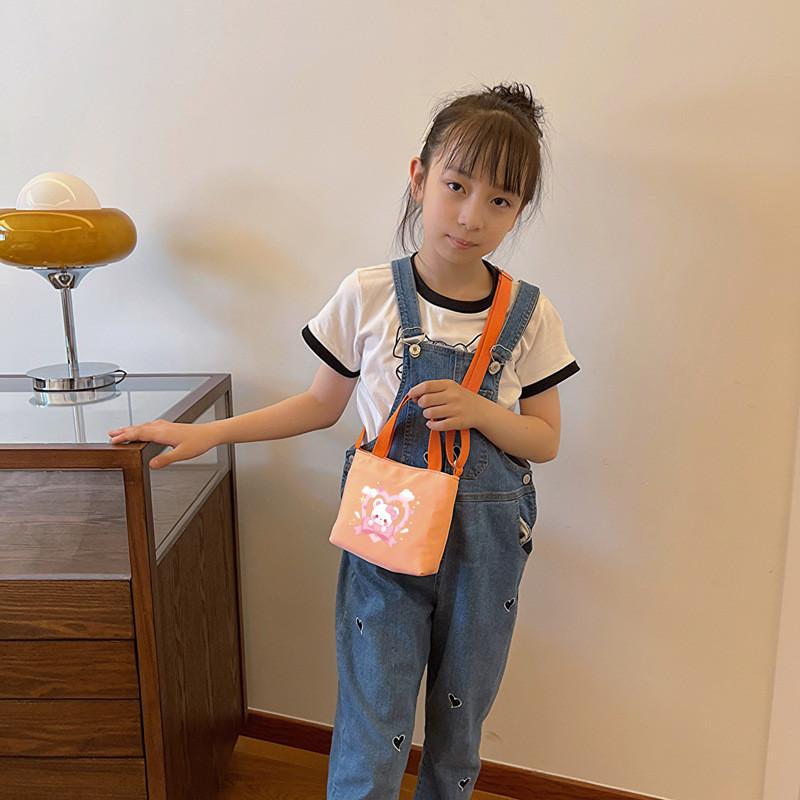 Fashionable Nylon Kids Handbag Featuring Cute Bear Print And Breathable Design