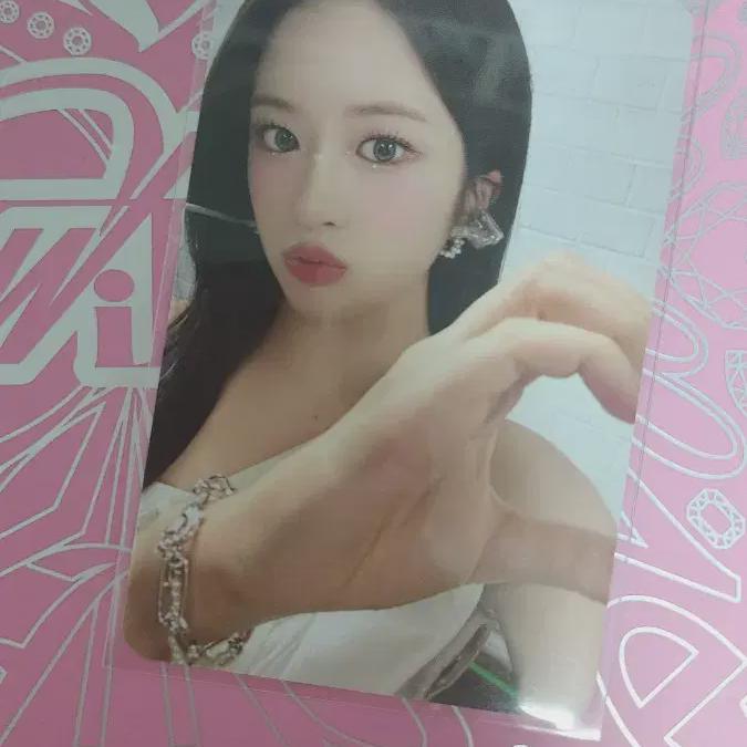 

Ive Wing Hairpin Photocard Eugene Sell