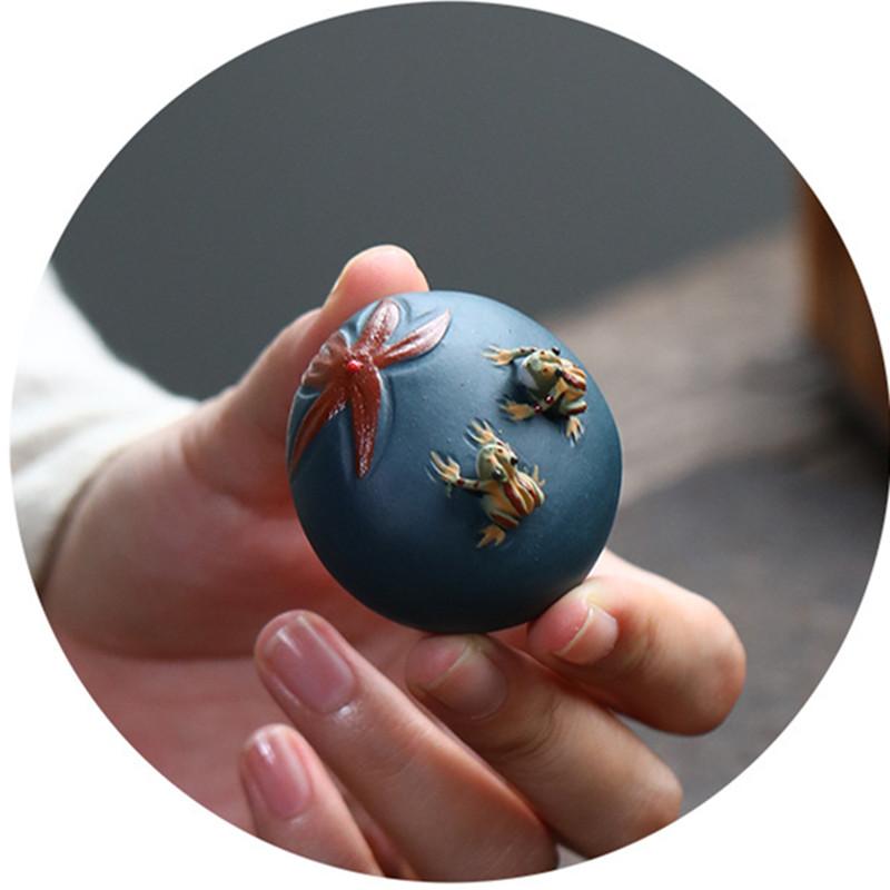 Chinese Yixing Purple Clay Tea Pet Handmade Lotus Leaf Shape Ornaments Desktop Decors Tea Figurine Crafts Tea Set Decoration