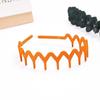 Matte Morandi Wave Hairband for Women: Versatile Sawtooth Clip for Makeup, Face Washing, Secure Hold for Fine Hair.