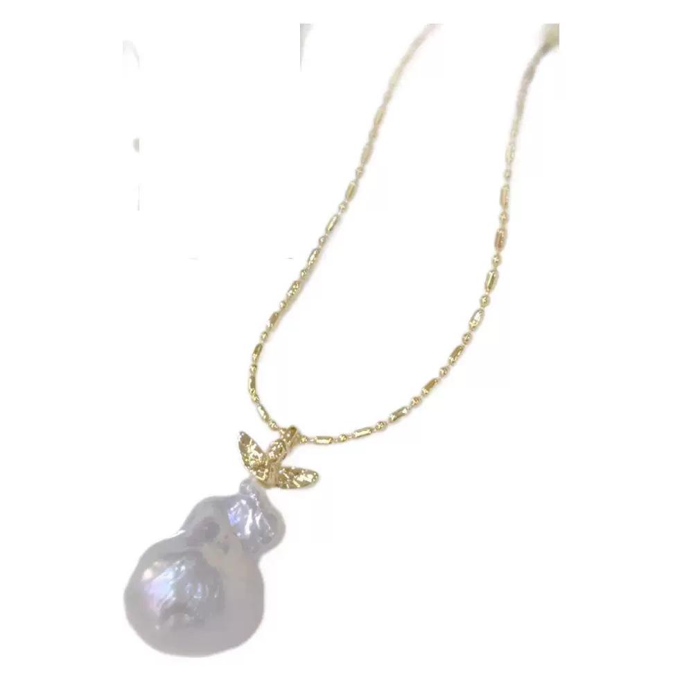 Angel baby design, big baroque necklace, natural pearl, special-shaped versatile necklace, retro sweater chain.