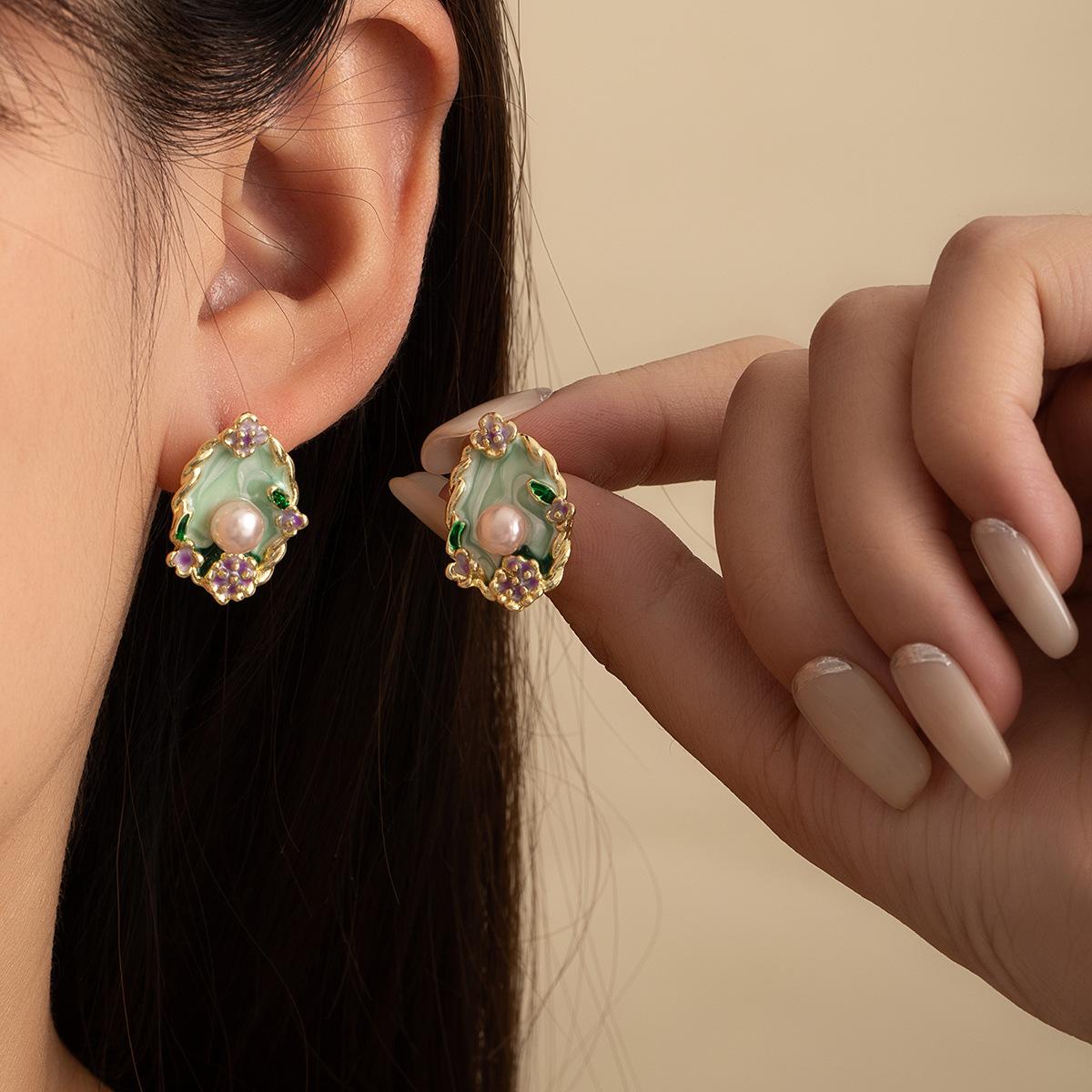 French Monet Garden Square Pearl Earrings, Retro And High-End Mid-Ancient Green Oil Painting Stud Earrings For Women