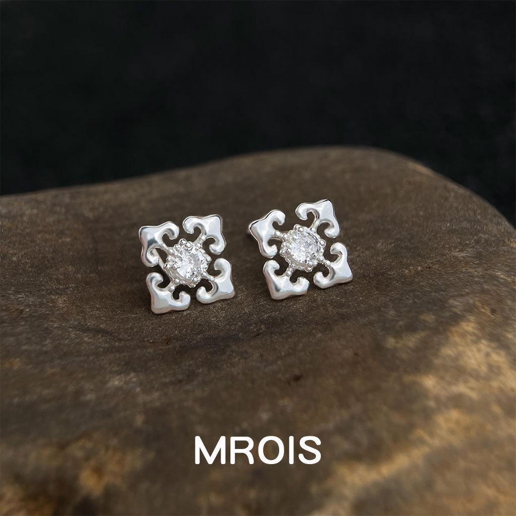 Retro Chinese Style Real Gold Zircon Stud Earrings with S925 Silver Needle - Light Luxury