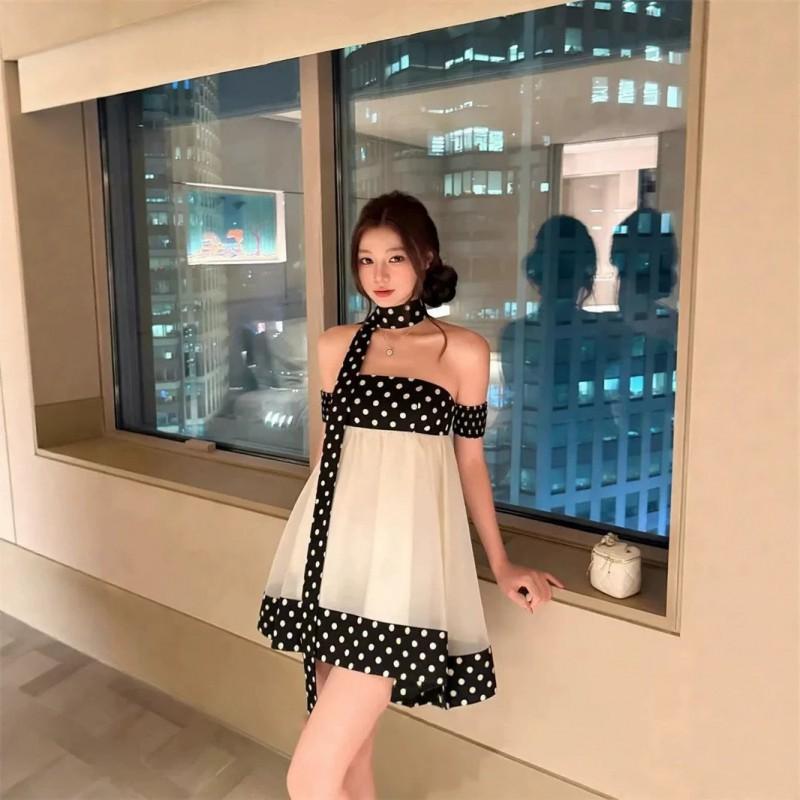 French 2026 Hepburn Style Retro Polka Dot Tube Top Dress Women Slimming Pure Desire Mesh Short Skirt Small