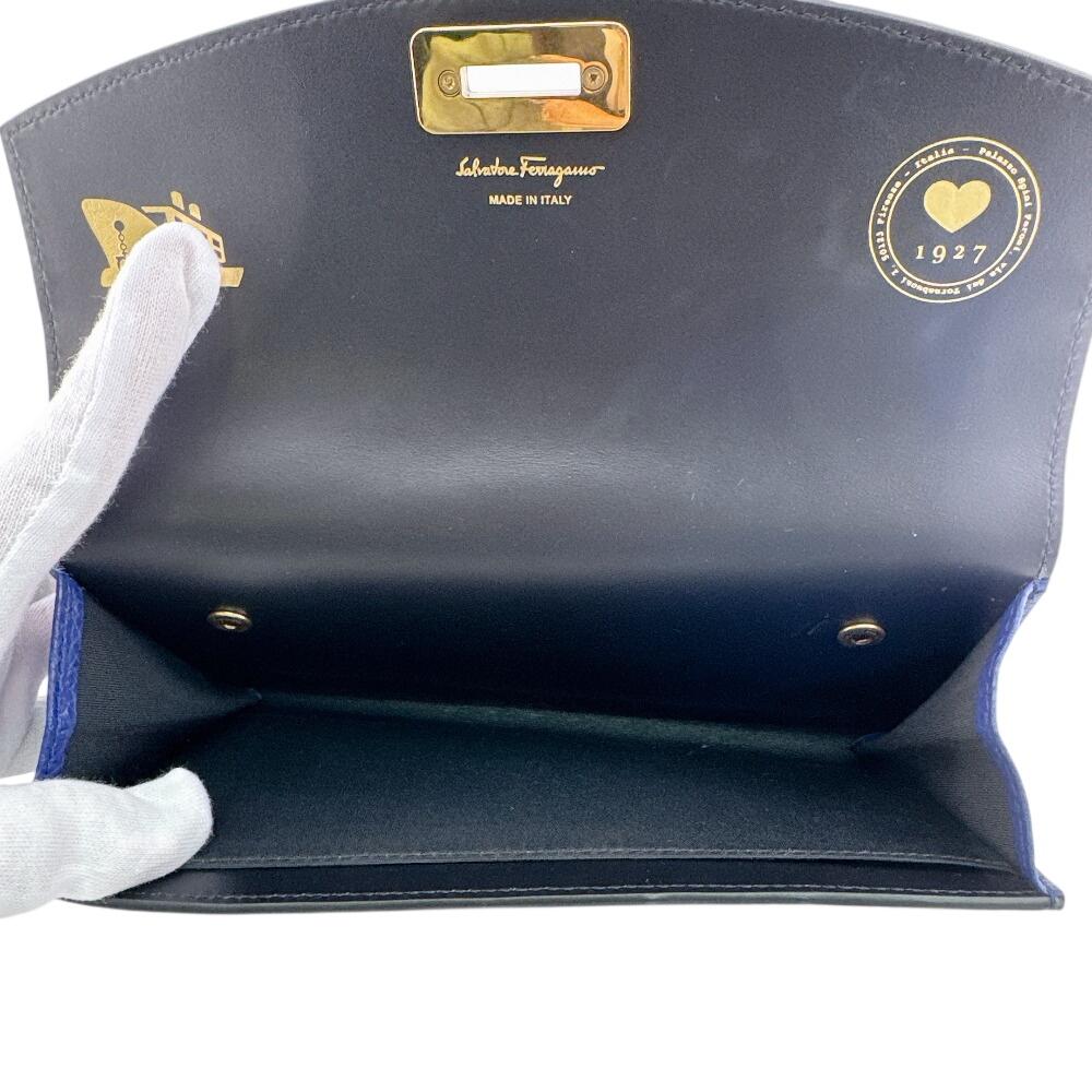 Salvatore Ferragamo 220023CALF GanciniMetal leather Purse Navy leather Used