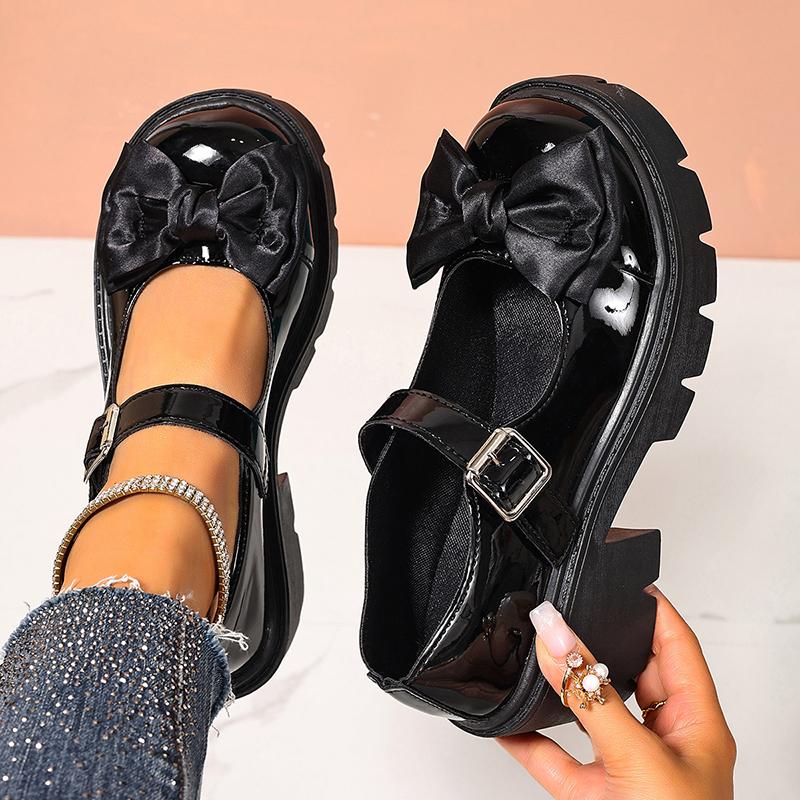 Fashion Fashion Bowknot Mary Jane Platform Shoes Woman Black Patent Leather Chunky Heel Pumps Women Plus Size Buckle Strap Lolita Shoes