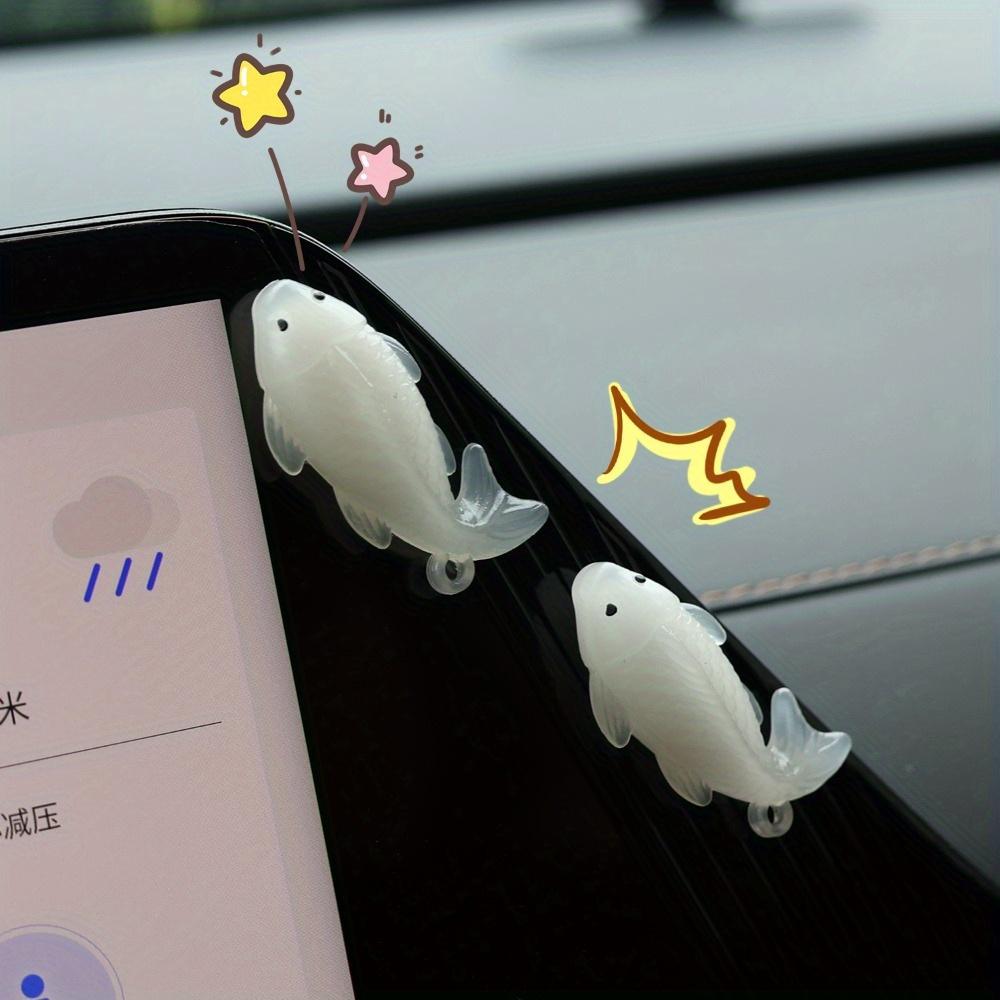 Color Changing Koi Pendant UV-Activated Color-Changing Grilled Fish Car Rearview Mirror Hanging Decor Lucky Keychain Pendant