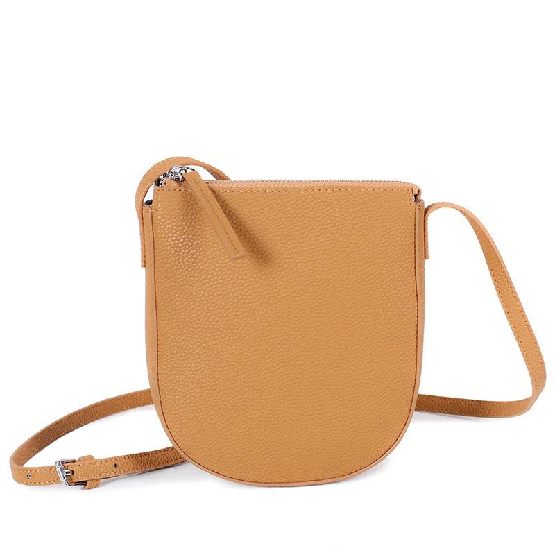 The First Layer of Cowhide Bag, Messenger Bag, Women's New Mobile Phone Bag, Niche Versatile Shell Bag, Fashionable Shoulder Bag.