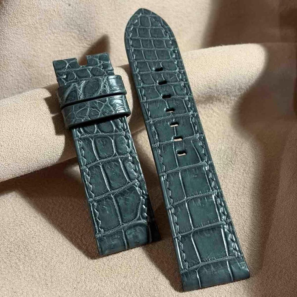 Used Cro-2093 Crocodile Watch Strap Gray (lug Width 24 Mm - Buckle Width 22 Mm)
