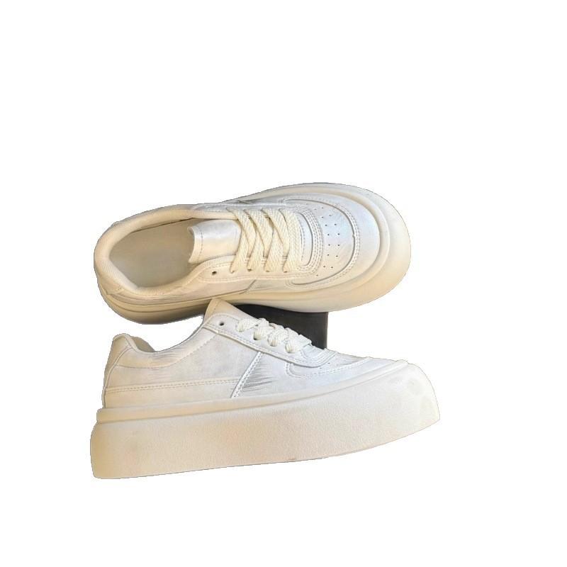 Dicke Sohle großer Kopf 22 neue Frühjahrs- und Sommerschuhe lässige Sports-Board-Schuhe