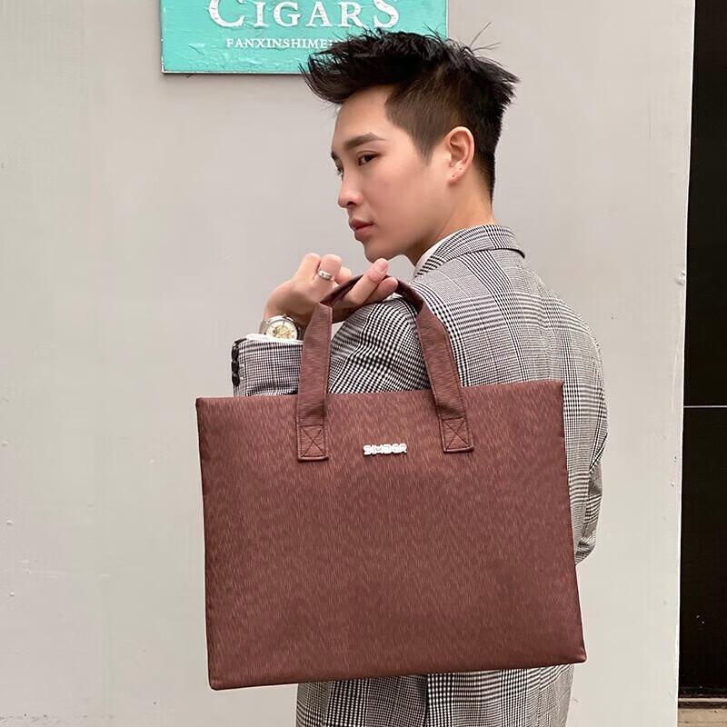 Маленькая мужская темно-коричневая кожаная сумка-портфель для ноутбука 527