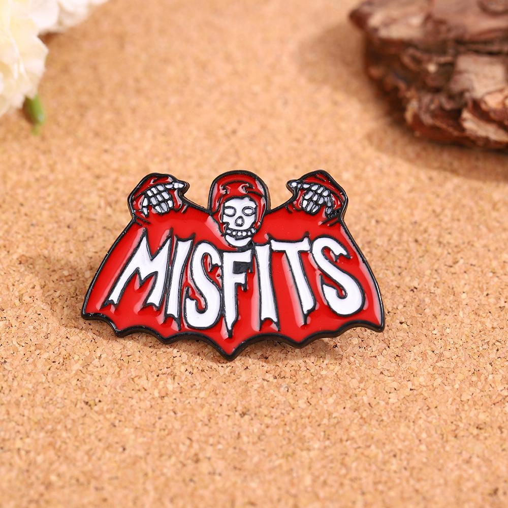 Band Misfits Halloween Skull Bat Brooch Premium Sense