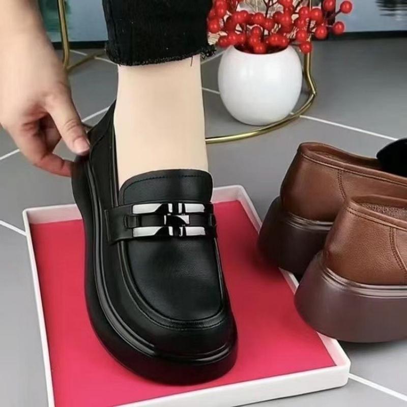 2025Autumn Platform Sole Round Toe Deep Mouth Low-Top Shoes Women Casual Slip-On Loafers Fashion Versatile Single Shoes Women