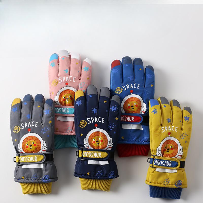 New Children's Ski Gloves Cute Cartoon Winter Gloves for Boys and Girls Astronaut Cycling Windproof  Cold Resistant and Warm Gloves