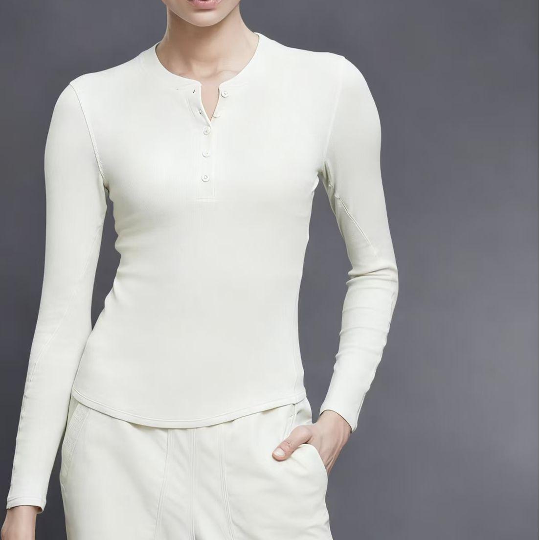 CX502 Long Sleeve Henley Yoga Top Medium