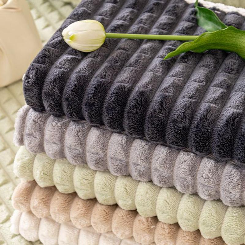 Simple Solid Quilted Plaid Sofa Cover Plush Warm Couch Cushion for Autumn and Winter Comfort Armless Non Slip Recliner Cover
