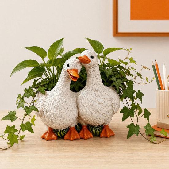 Resin Flowerpot Couple Duck Shape Planter with Drainage Holes Non-Slip Base