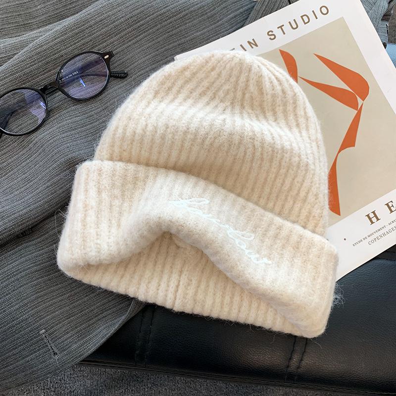 Autumn and Winter Hats for Women American Versatile Letters Piled Hats with Big Heads and Warm Head Hats Outdoor Casual Wool Hats
