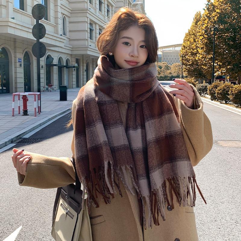 2025 Korean imitation cashmere scarf women's autumn and winter high-end warm shawl cute versatile plaid scarf