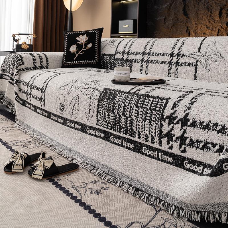 Thicken Sofa Towel All Inclusive Anti-cat Scratch Furniture Protector Four Season Universal Non-slip Chair Mat Pet Pad
