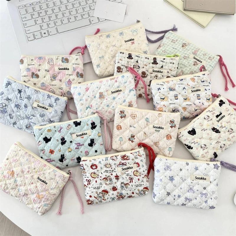 Cartoon Cute Girl Soft Small Cosmetic Bag Floral Quilted Makeup Lipstick Pouch Bag Key Coin Purse Storage Organizer for Women