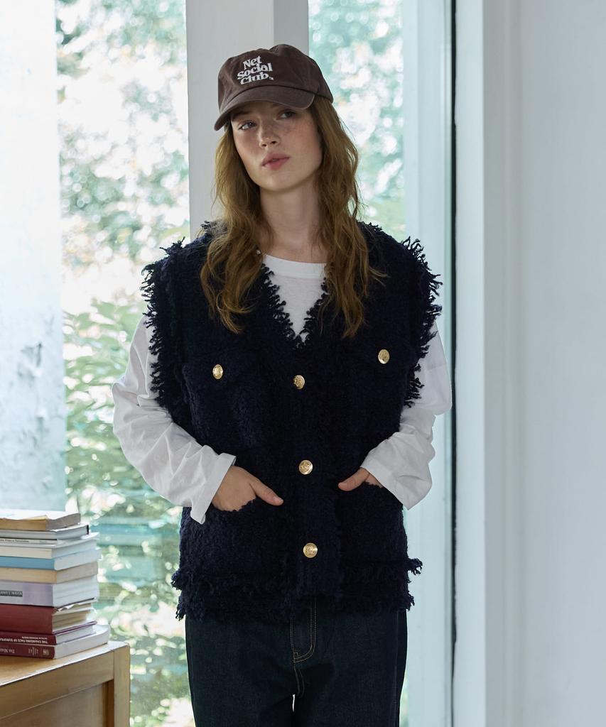 OPENDOORSTUDIO Frayed Boucle Vest Navy