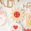 Plastic Cookie Molds Creative Biscuit Cutter Mothers' Day Theme Cookie Molds Bakings Tool Suitable for Mothers' Day
