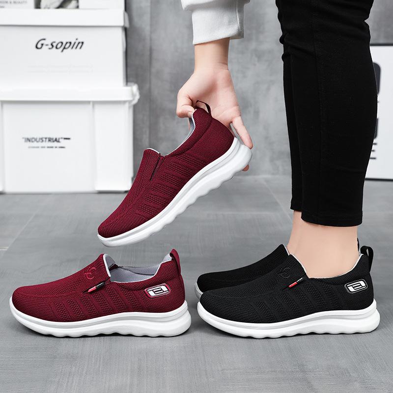 Stepping shoes women's 2025 new foreign trade fly-woven women's shoes soft-soled casual one-pedal mother shoes