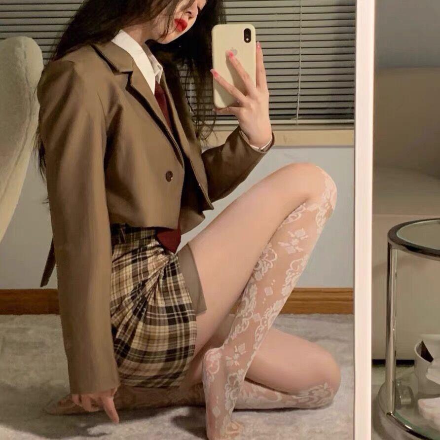 Flower Vine Stockings Sexy Lace Hollow Pantyhose Mood Japanese Pure Desire White Silk JK Anti-hook Silk Thin Mesh Socks