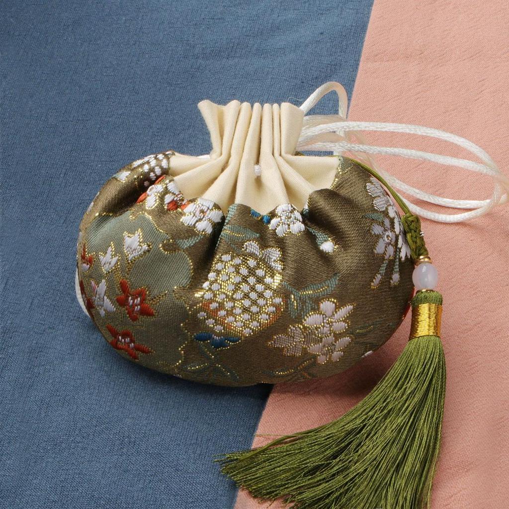 Dragon Boat Festival Hanfu Scent Sachet: Embroidered Mosquito Repellent Coin Purse Necklace