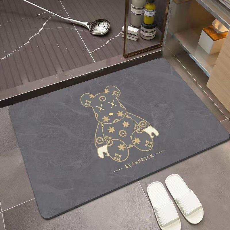 Velvet Violent Bear Quick-Dry Non-Slip Bath Mat - Water-Absorbent Bathroom and Entrance Floor Mat