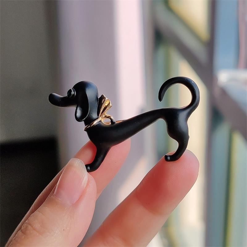 Cute Oil Dripping Dachshund Dog Alloy Brooch Clothing Pin Holiday Party Jewelry Gift