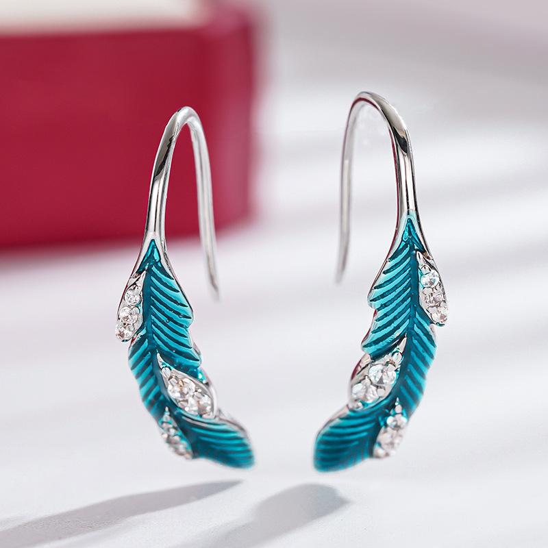 Micro-inlaid zircon stud earrings for women, exquisite feather oil accessories TikTok