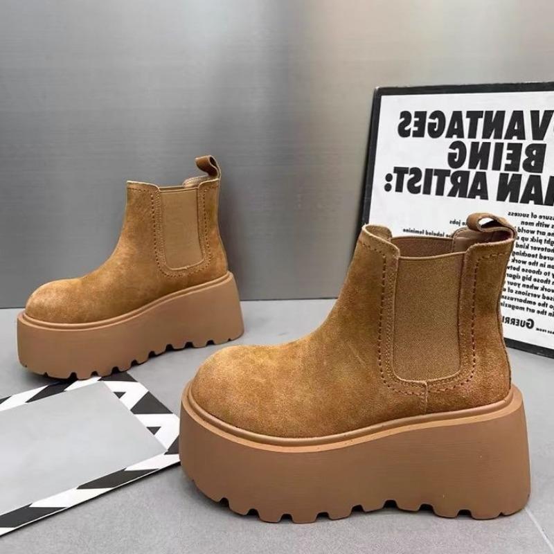 Dámské zimní boty na platformě, semišové kotníkové sněhule, teplé bavlněné boty na vysokých podpatcích, trendy boty Chelsea z roku 2025, módní turistické boty pro ženy